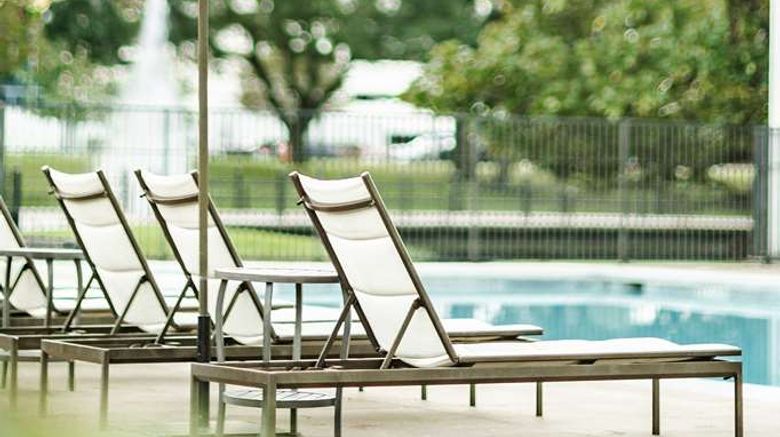 <b>Hyatt Regency Houston West Pool</b>. Images powered by <a href="https://iceportal.shijigroup.com/" title="IcePortal" target="_blank">IcePortal</a>.