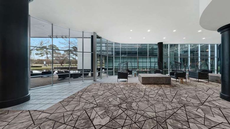 <b>Hyatt Regency Houston West Lobby</b>. Images powered by <a href="https://iceportal.shijigroup.com/" title="IcePortal" target="_blank">IcePortal</a>.