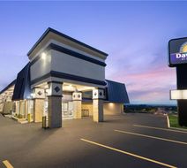 Days Inn by Wyndham Harrisonburg Exterior