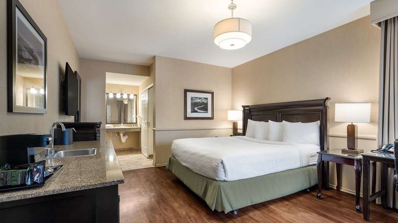 <b>Best Western Corona Hotel & Suites Room</b>. Images powered by <a href="https://iceportal.shijigroup.com/" title="IcePortal" target="_blank">IcePortal</a>.