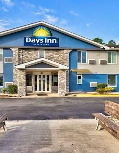 Days Inn by Wyndham Savannah I-95