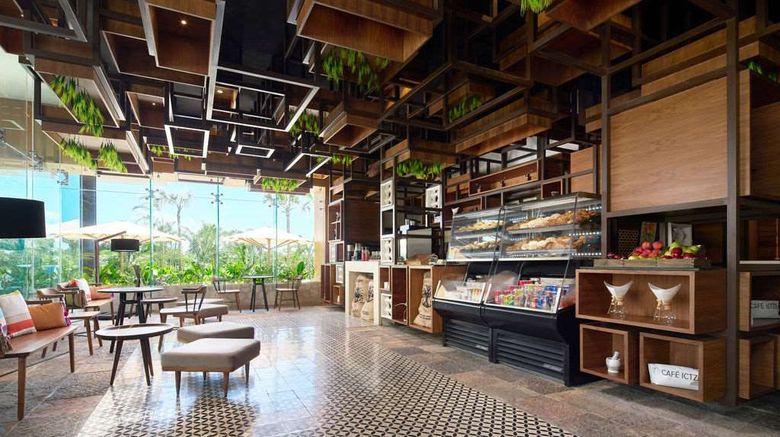 <b>Hotel Xcaret Arte Restaurant</b>. Images powered by <a href="https://iceportal.shijigroup.com/" title="IcePortal" target="_blank">IcePortal</a>.