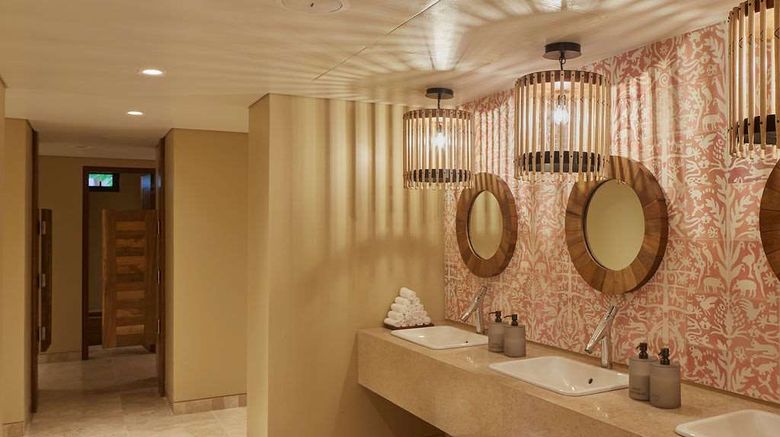 <b>Hotel Xcaret Arte Lobby</b>. Images powered by <a href="https://iceportal.shijigroup.com/" title="IcePortal" target="_blank">IcePortal</a>.