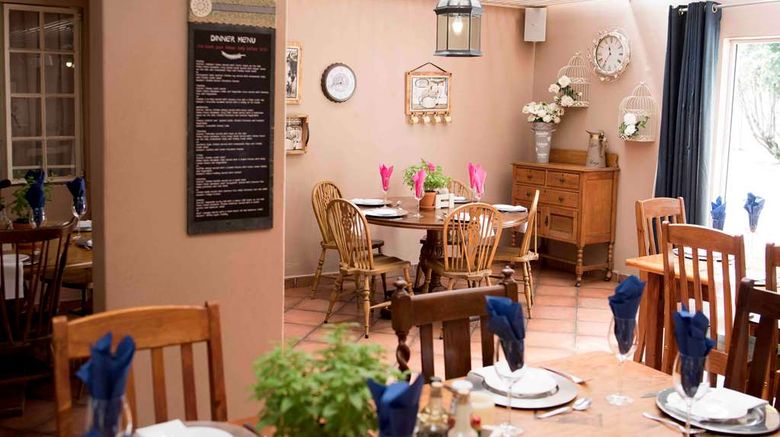 <b>Greenfields Guest House Restaurant</b>. Images powered by <a href="https://iceportal.shijigroup.com/" title="IcePortal" target="_blank">IcePortal</a>.