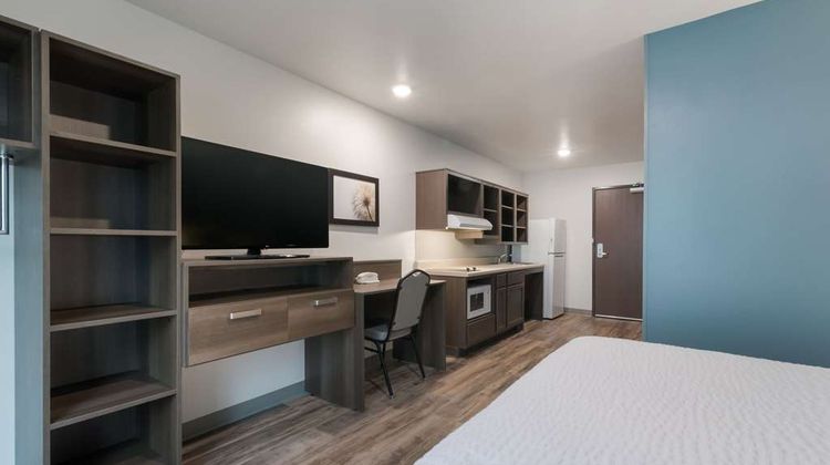 WoodSpring Suites Philadelphia Northeast Room