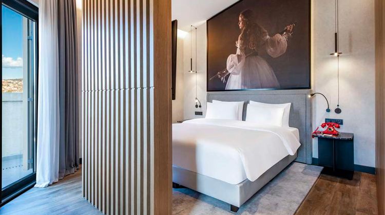 Radisson Red Tbilisi Suite