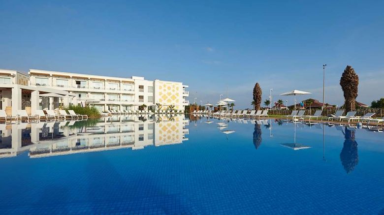 <b>Radisson Blu Resort Saidia Beach Pool</b>. Images powered by <a href="https://iceportal.shijigroup.com/" title="IcePortal" target="_blank">IcePortal</a>.