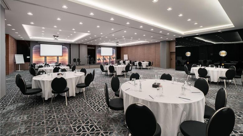 <b>Radisson Blu Hotel, Riyadh Al Sahafa Ballroom</b>. Images powered by <a href="https://iceportal.shijigroup.com/" title="IcePortal" target="_blank">IcePortal</a>.