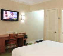 Quality Hotel & Conference Cntr Sawridge Room