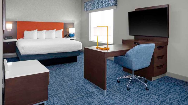 <b>Hampton Inn & Suites North Austin Room</b>. Images powered by <a href="https://iceportal.shijigroup.com/" title="IcePortal" target="_blank">IcePortal</a>.