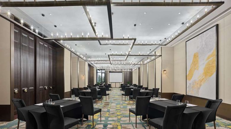 <b>DoubleTree by Hilton Baoding Meeting</b>. Images powered by <a href="https://iceportal.shijigroup.com/" title="IcePortal" target="_blank">IcePortal</a>.