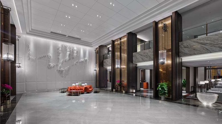 <b>DoubleTree by Hilton Baoding Lobby</b>. Images powered by <a href="https://iceportal.shijigroup.com/" title="IcePortal" target="_blank">IcePortal</a>.