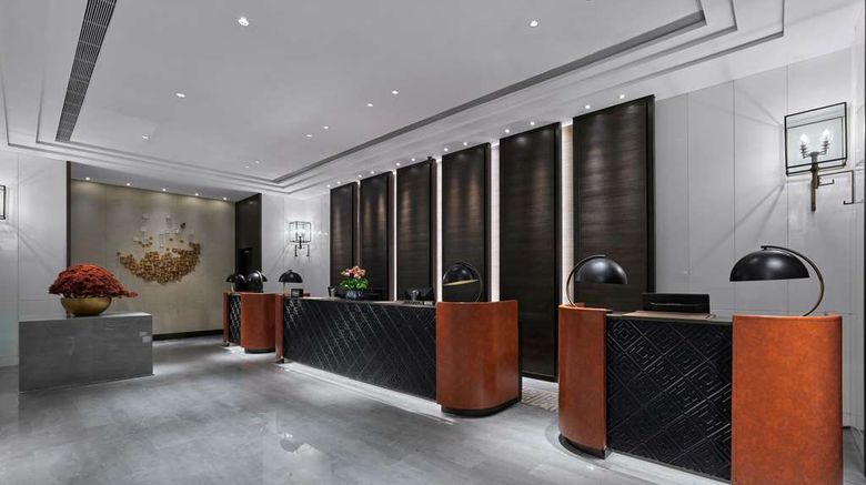 <b>DoubleTree by Hilton Baoding Lobby</b>. Images powered by <a href="https://iceportal.shijigroup.com/" title="IcePortal" target="_blank">IcePortal</a>.