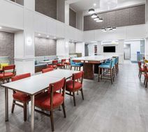 Hampton Inn & Suites Dallas I-30 Lobby