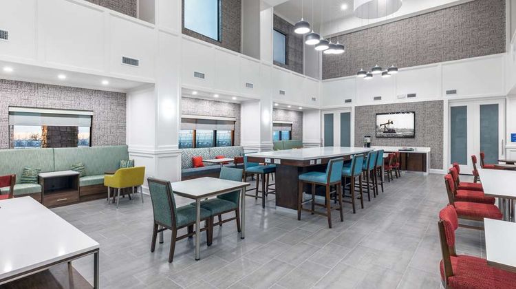 Hampton Inn & Suites Dallas I-30 Lobby