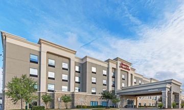 Hampton Inn & Suites Dallas I-30