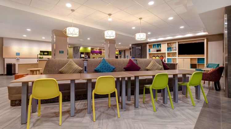 Home2 Suites by Hilton Bryant Lobby