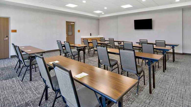 <b>Home2 Suites Whitestown Indianapolis NW Meeting</b>. Images powered by <a href="https://iceportal.shijigroup.com/" title="IcePortal" target="_blank">IcePortal</a>.