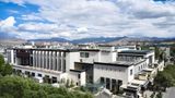 <b>Hilton Shigatse Exterior</b>. Images powered by <a href="https://iceportal.shijigroup.com/" title="IcePortal" target="_blank">IcePortal</a>.
