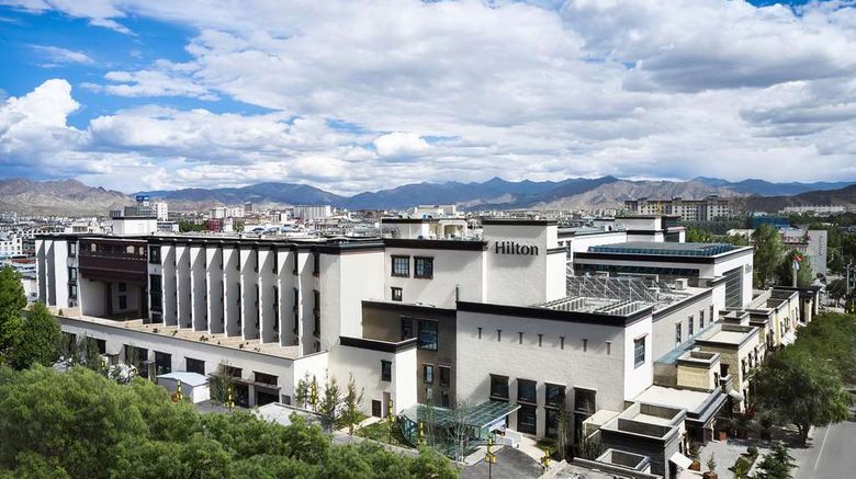 <b>Hilton Shigatse Exterior</b>. Images powered by <a href="https://iceportal.shijigroup.com/" title="IcePortal" target="_blank">IcePortal</a>.