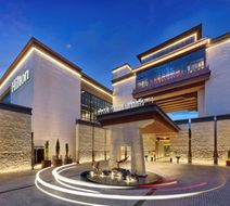 Hilton Shigatse Exterior