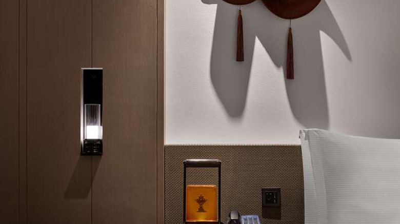 <b>Hilton Shigatse Room</b>. Images powered by <a href="https://iceportal.shijigroup.com/" title="IcePortal" target="_blank">IcePortal</a>.