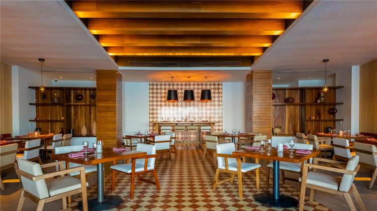 Hilton Vallarta Riviera All-Inclusive Resort Restaurant