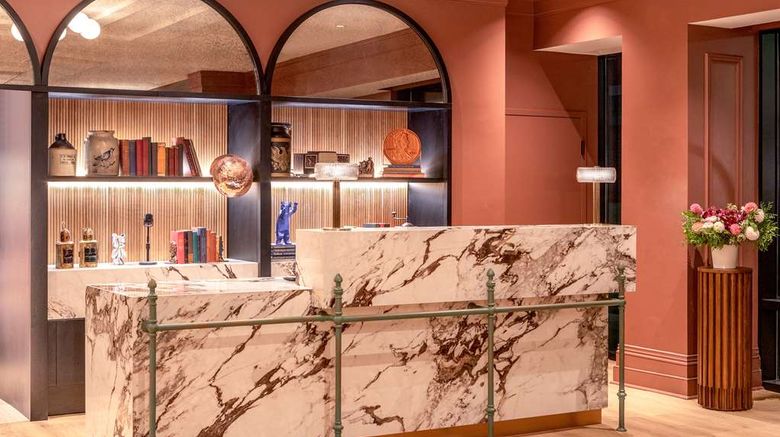 <b>Onyx Boston Downtown, Curio Collection Lobby</b>. Images powered by <a href="https://iceportal.shijigroup.com/" title="IcePortal" target="_blank">IcePortal</a>.
