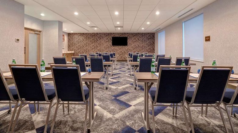 <b>Home2 Suites by Hilton Blythewood Meeting</b>. Images powered by <a href="https://iceportal.shijigroup.com/" title="IcePortal" target="_blank">IcePortal</a>.