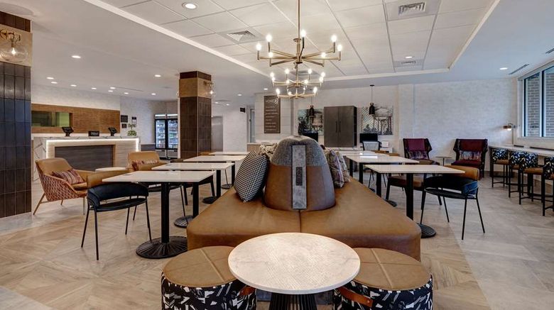 <b>Home2 Suites by Hilton Blythewood Lobby</b>. Images powered by <a href="https://iceportal.shijigroup.com/" title="IcePortal" target="_blank">IcePortal</a>.