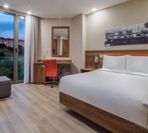 Hampton by Hilton Canakkale Gallipoli Room