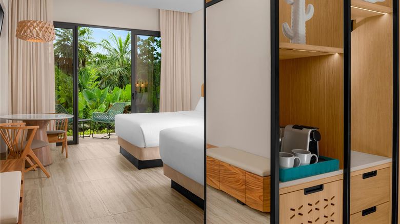 <b>Hilton Tulum Riviera Maya-All Inclusive Room</b>. Images powered by <a href="https://iceportal.shijigroup.com/" title="IcePortal" target="_blank">IcePortal</a>.