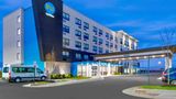 Tru by Hilton Ashburn One Loudoun Exterior