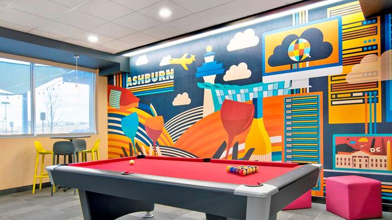<b>Tru by Hilton Ashburn One Loudoun Lobby</b>. Images powered by <a href="https://iceportal.shijigroup.com/" title="IcePortal" target="_blank">IcePortal</a>.