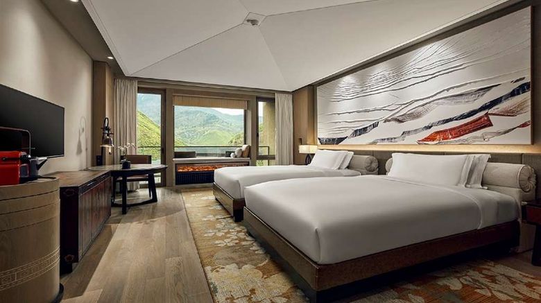 <b>Conrad Jiuzhaigou Room</b>. Images powered by <a href="https://iceportal.shijigroup.com/" title="IcePortal" target="_blank">IcePortal</a>.