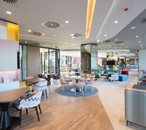 Hampton by Hilton Krakow Airport Lobby