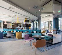 Hampton by Hilton Krakow Airport Lobby