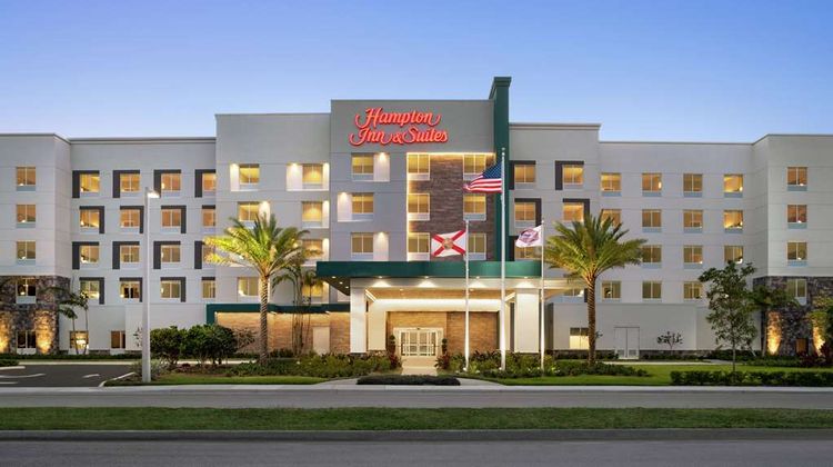 Hampton Inn & Suites Miami Kendall Exterior