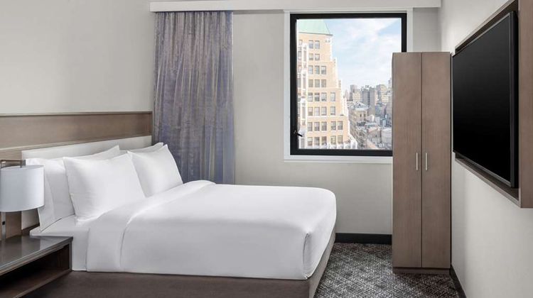 DoubleTree by Hilton Times Square South Room