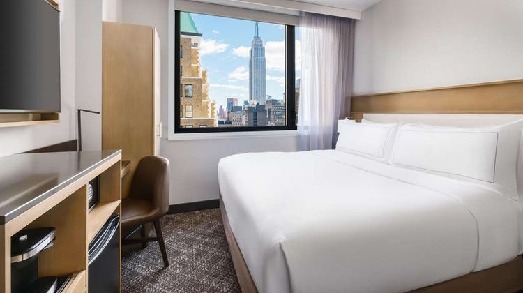DoubleTree by Hilton Times Square South Room