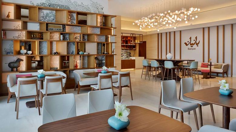 <b>Doubletree by Hilton Sharjah Waterfront Restaurant</b>. Images powered by <a href="https://iceportal.shijigroup.com/" title="IcePortal" target="_blank">IcePortal</a>.