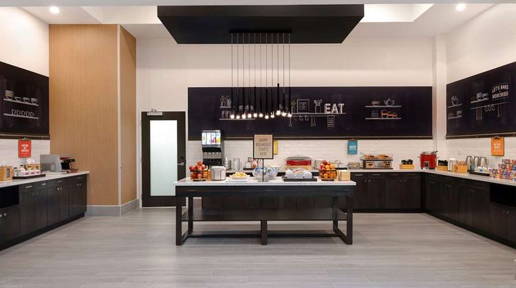 Hampton Inn & Suites Burlington Restaurant