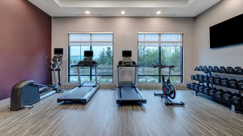 <b>Hampton Inn & Suites Burlington Health</b>. Images powered by <a href="https://iceportal.shijigroup.com/" title="IcePortal" target="_blank">IcePortal</a>.