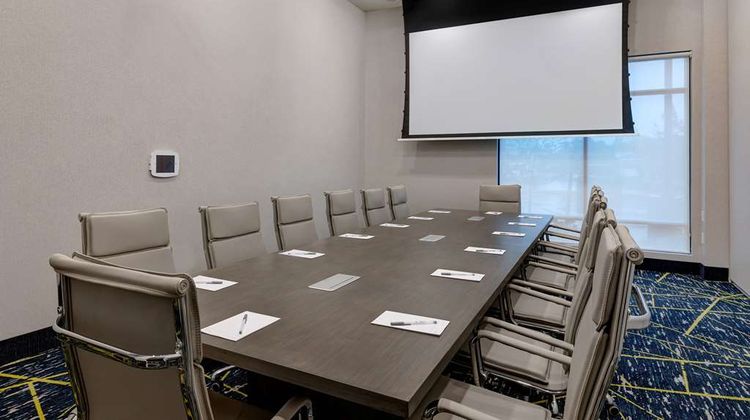 Hampton Inn & Suites Burlington Meeting