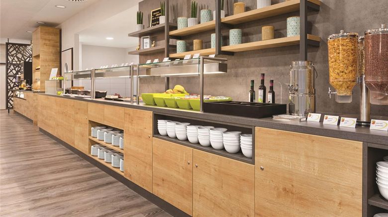 <b>Super 8 by Wyndham Chemnitz Other</b>. Images powered by <a href="https://iceportal.shijigroup.com/" title="IcePortal" target="_blank">IcePortal</a>.