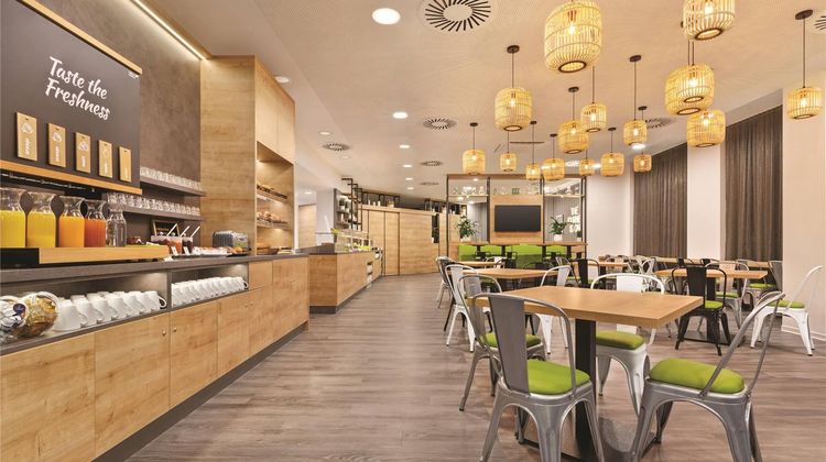Super 8 by Wyndham Chemnitz Other