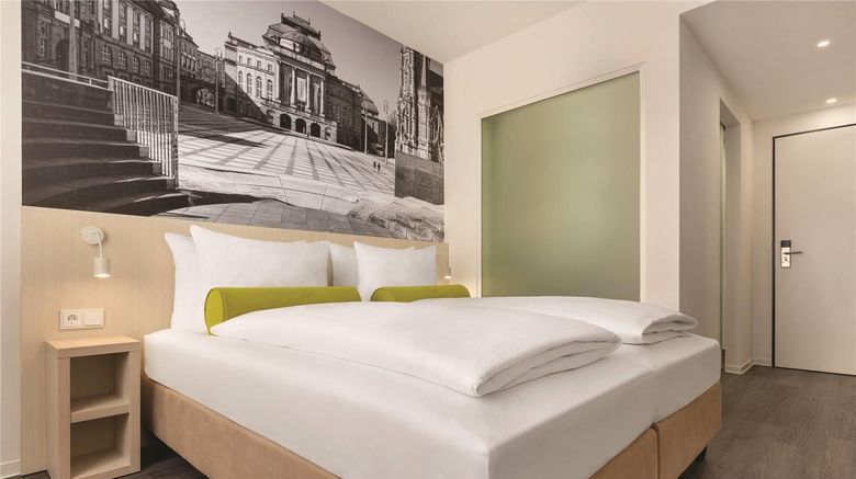 <b>Super 8 by Wyndham Chemnitz Room</b>. Images powered by <a href="https://iceportal.shijigroup.com/" title="IcePortal" target="_blank">IcePortal</a>.