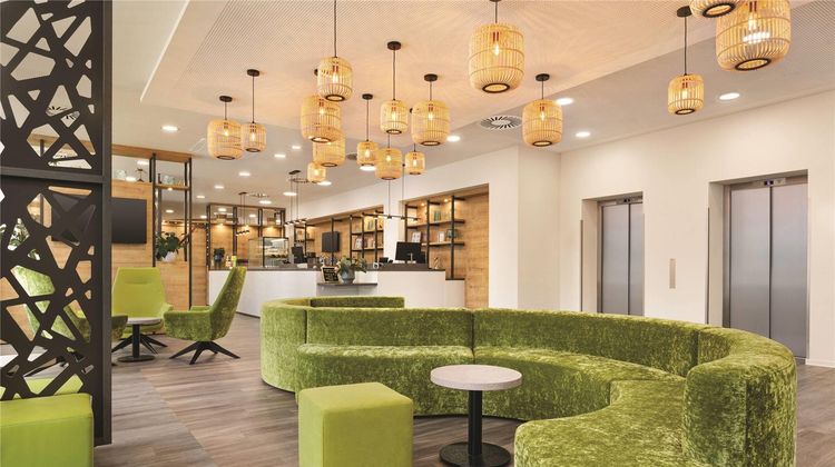 Super 8 by Wyndham Chemnitz Lobby