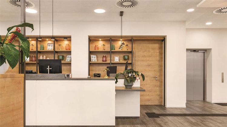 Super 8 by Wyndham Chemnitz Lobby