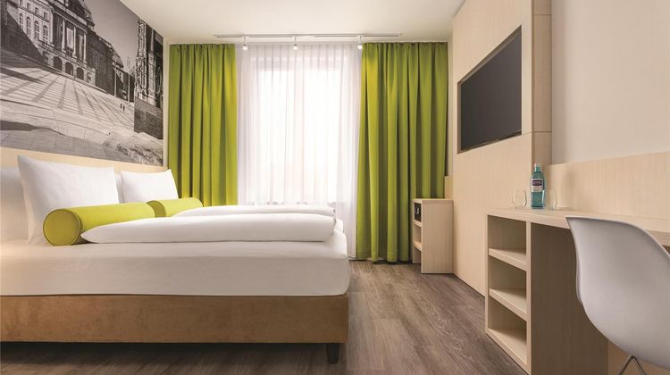 Super 8 by Wyndham Chemnitz Room